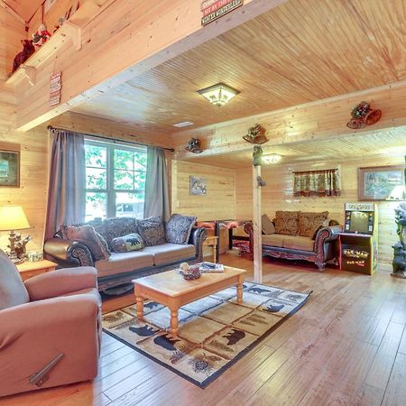 Just Fur Relaxin Sevierville Cabin With Hot Tub! Ngoại thất bức ảnh