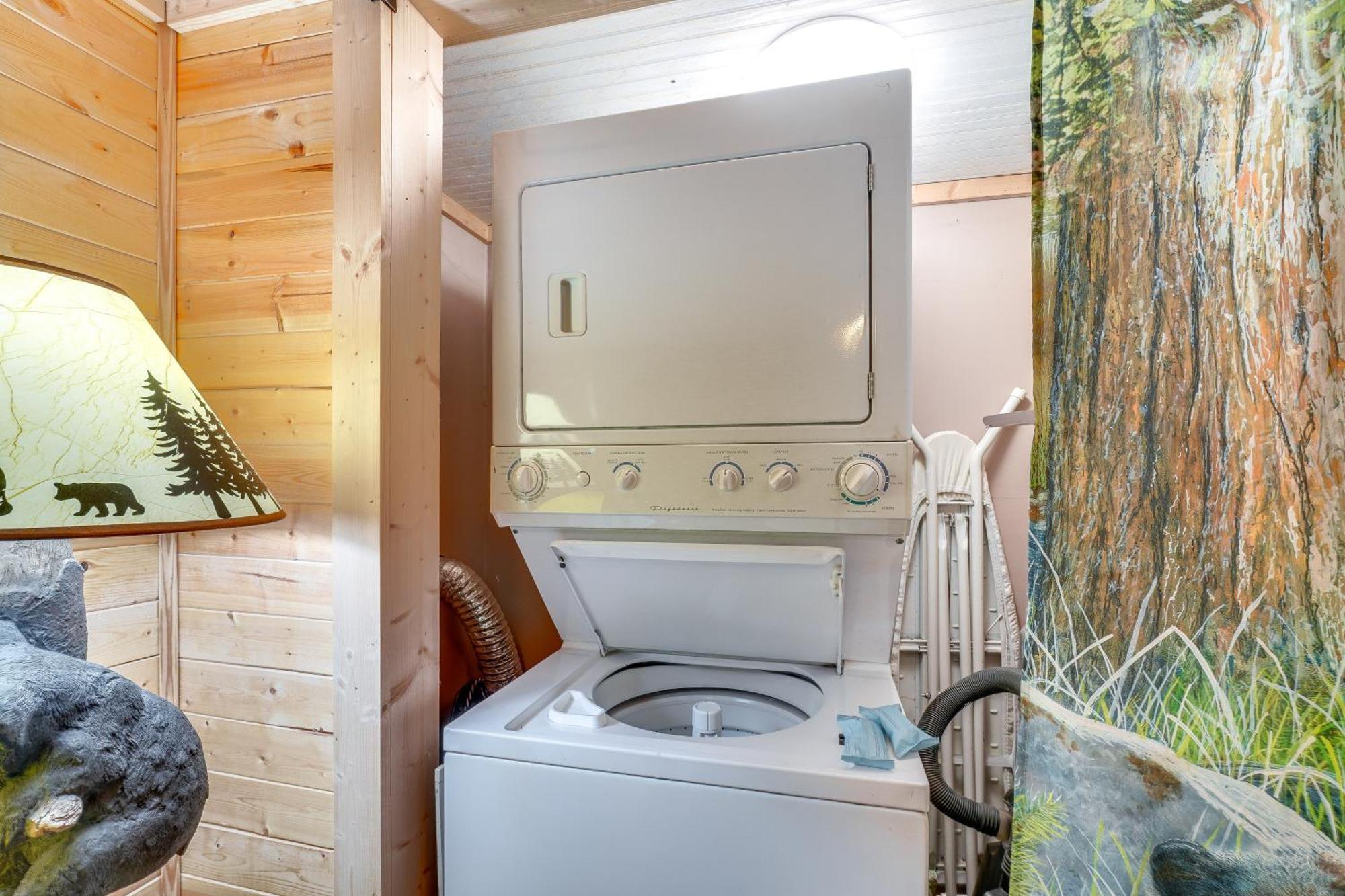 Just Fur Relaxin Sevierville Cabin With Hot Tub! Ngoại thất bức ảnh