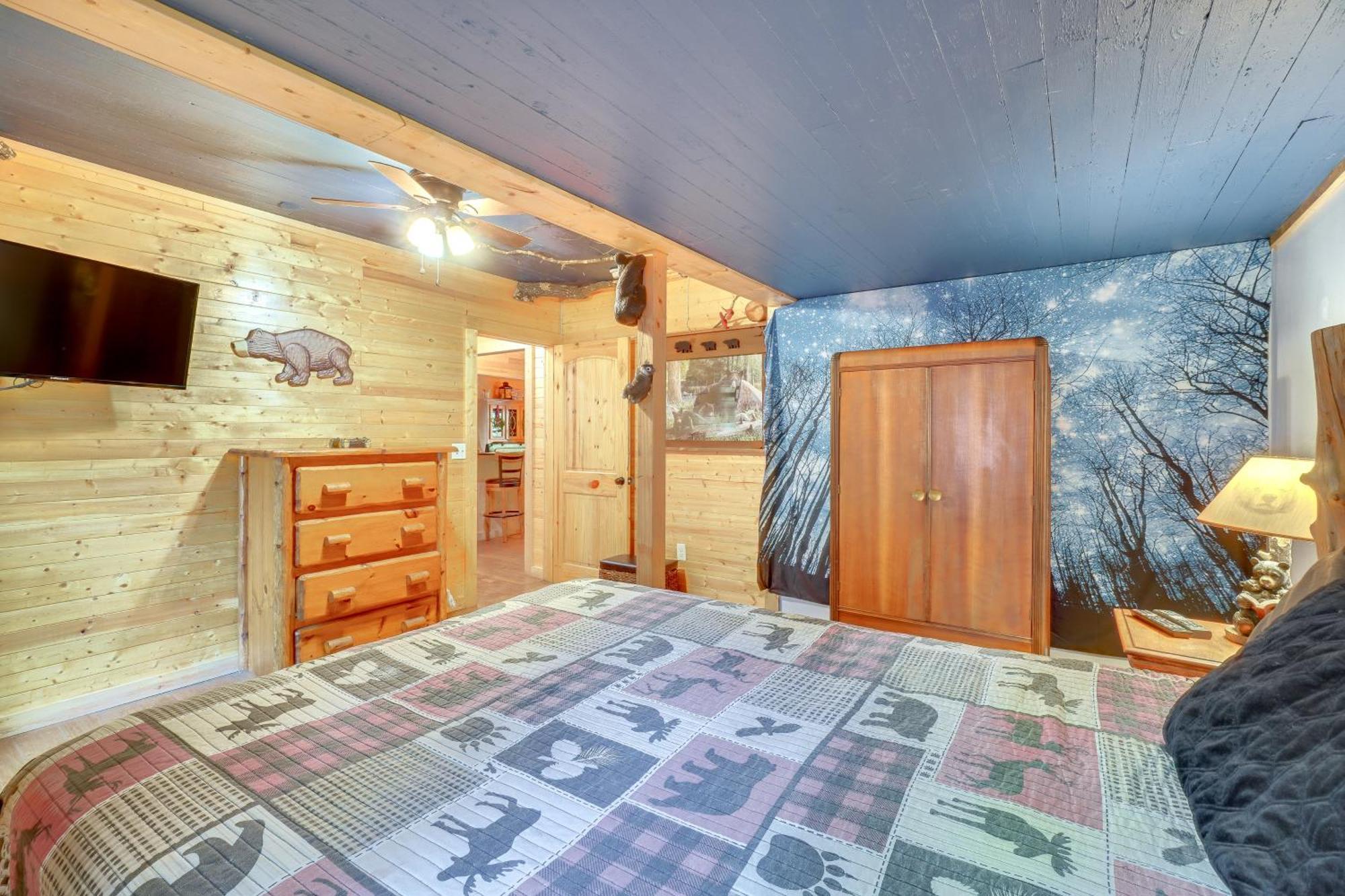 Just Fur Relaxin Sevierville Cabin With Hot Tub! Ngoại thất bức ảnh