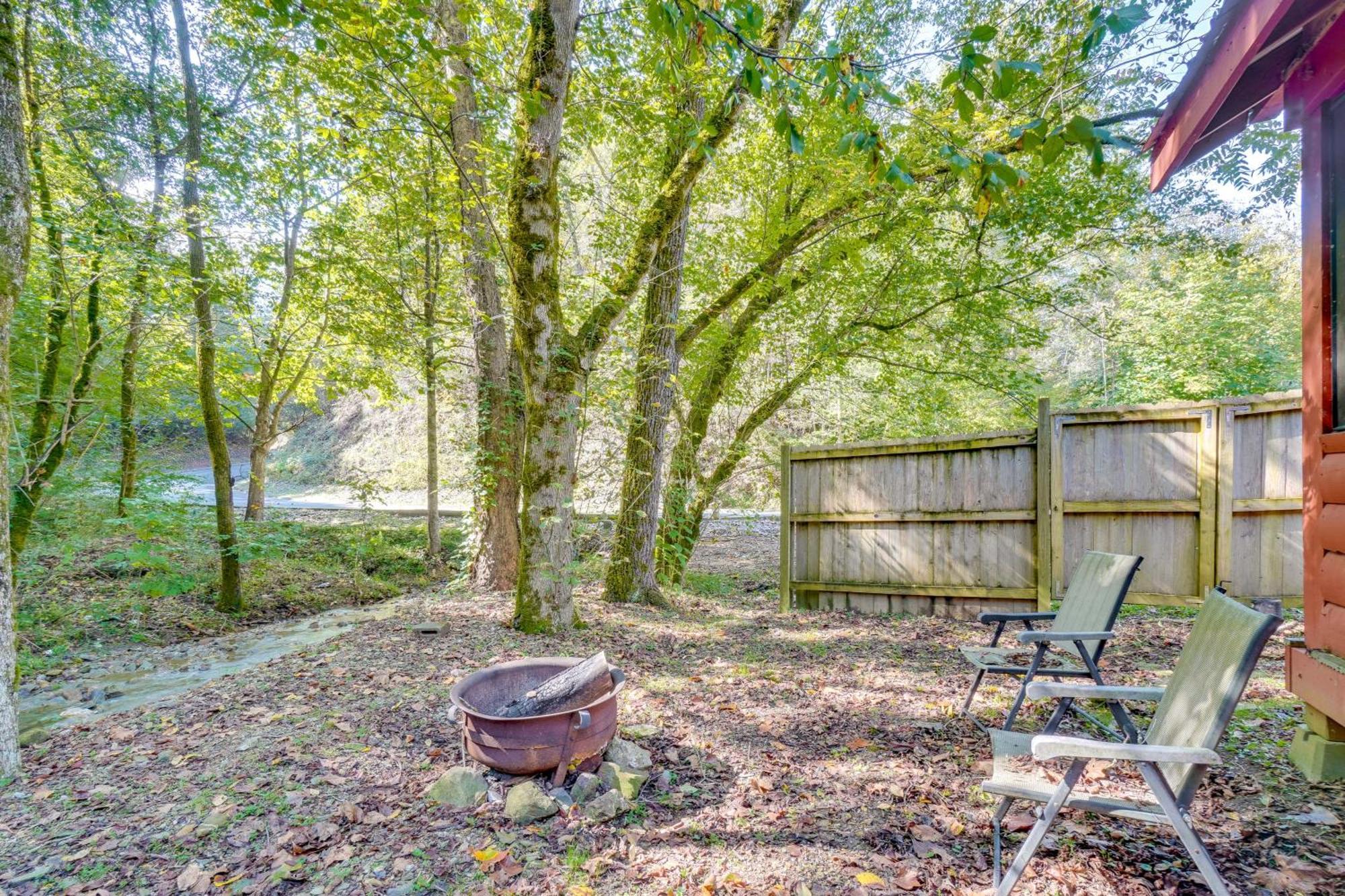 Just Fur Relaxin Sevierville Cabin With Hot Tub! Ngoại thất bức ảnh