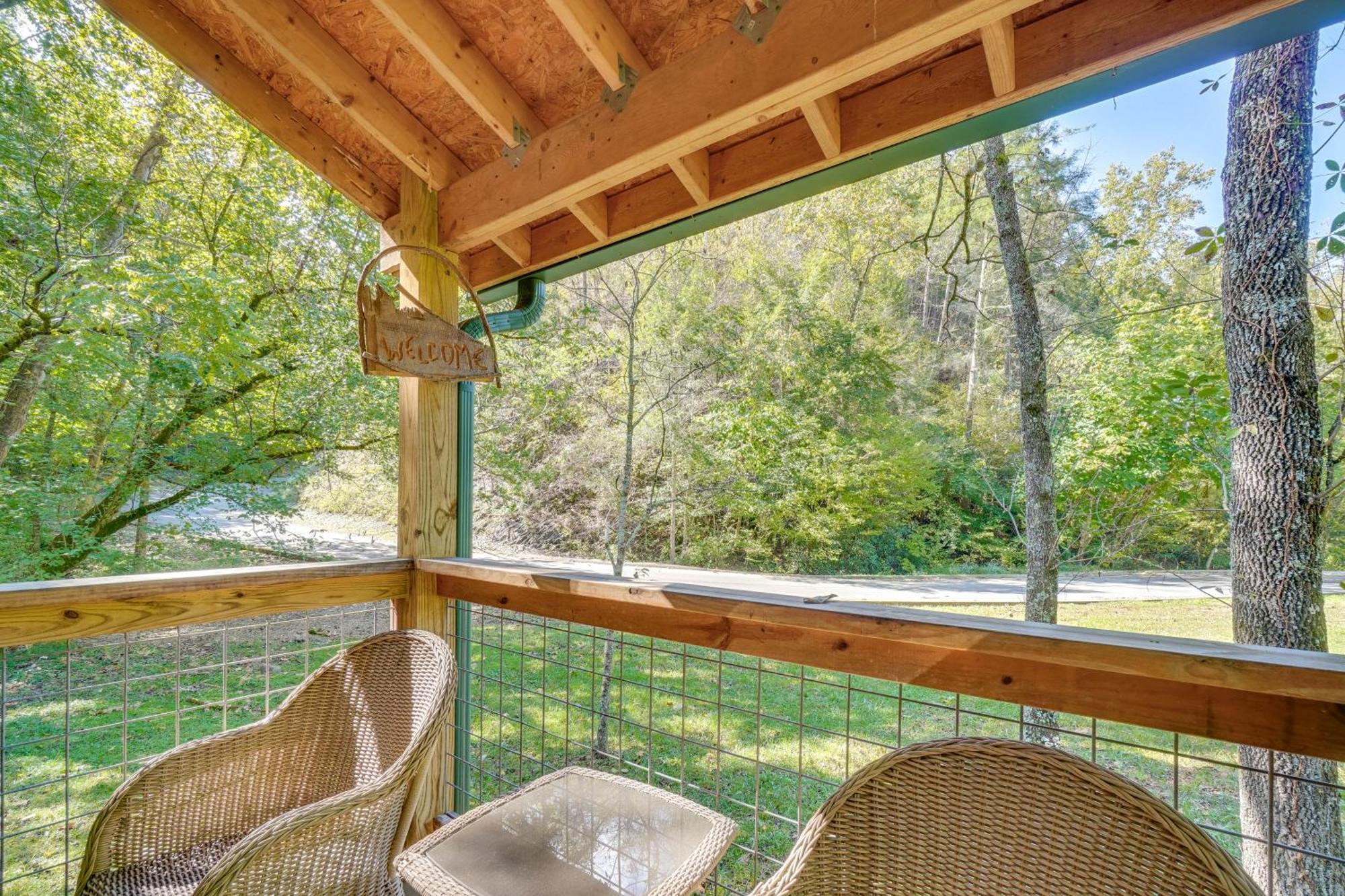 Just Fur Relaxin Sevierville Cabin With Hot Tub! Ngoại thất bức ảnh